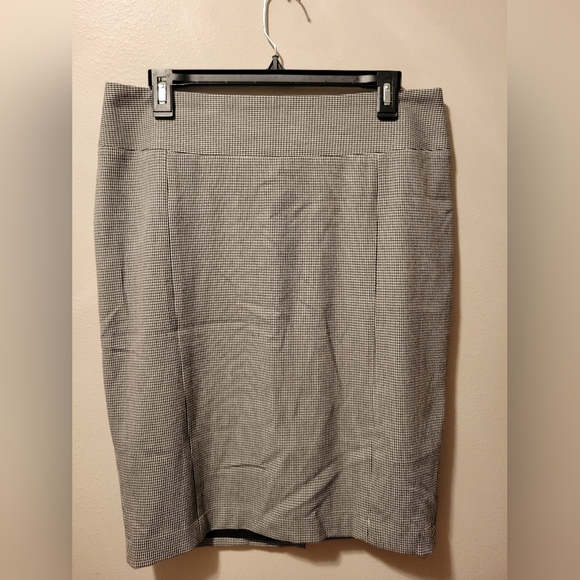 Houndstooth pencil skirt - Picture 2 of 7